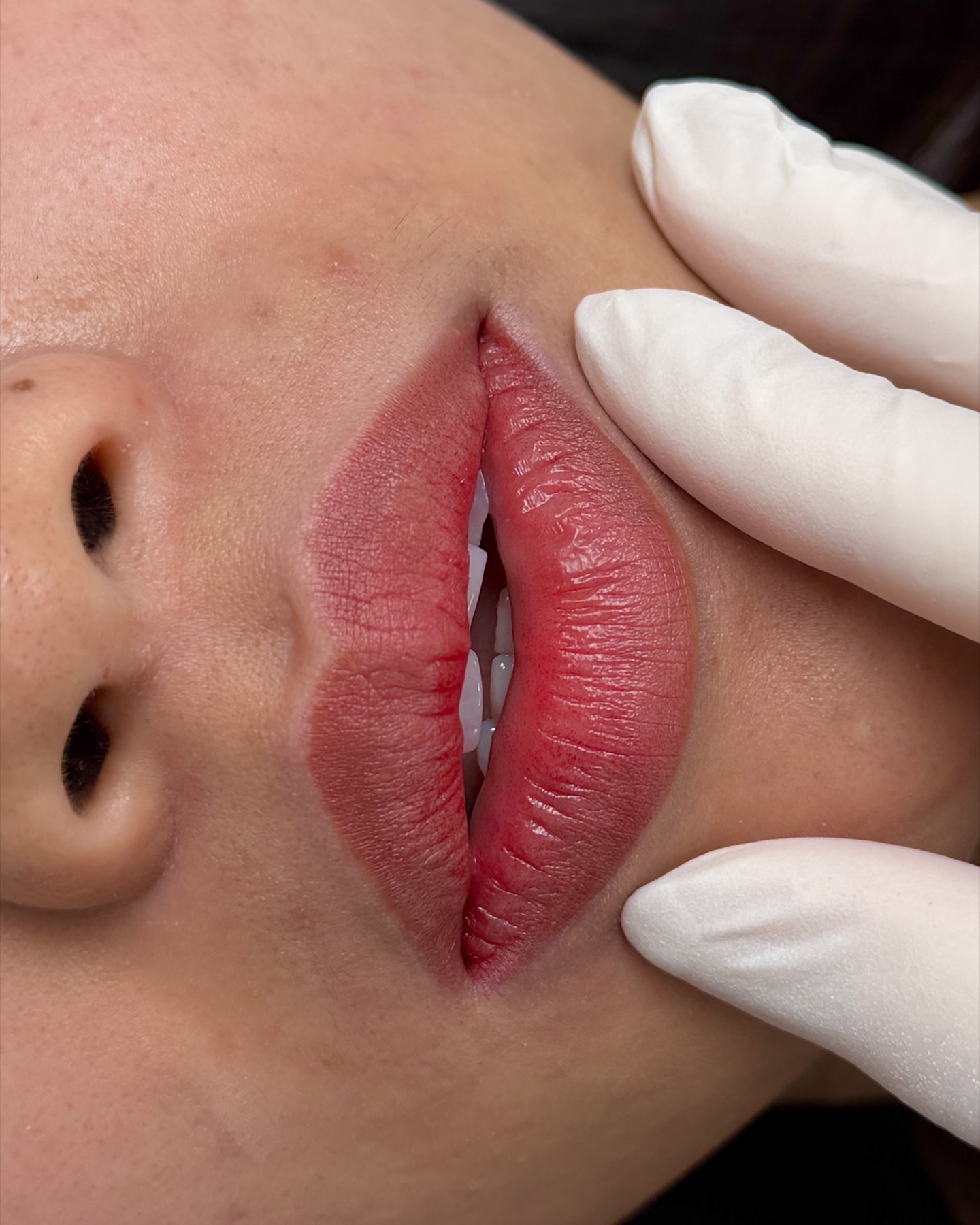 Lip blush