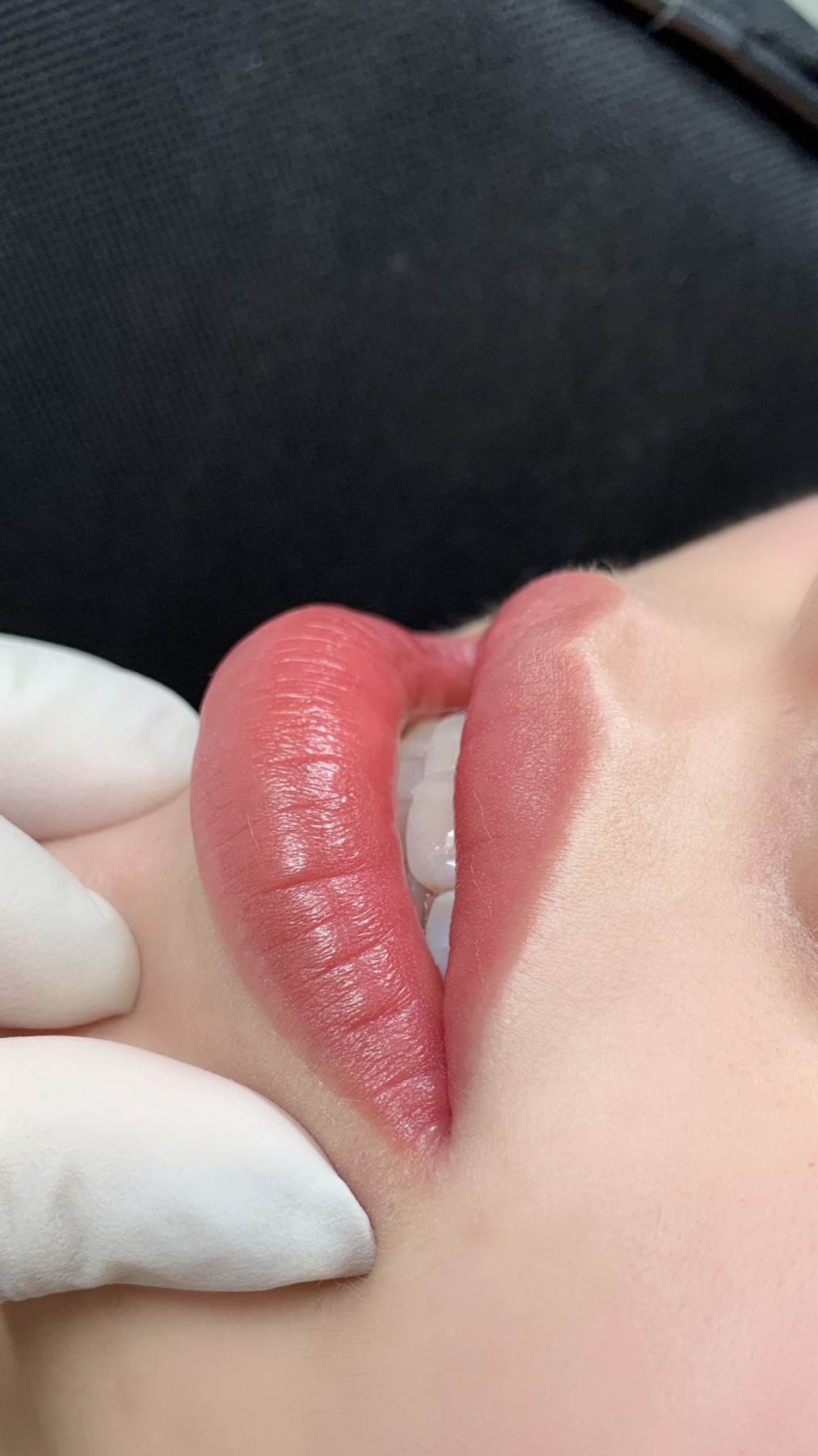 Lip blush